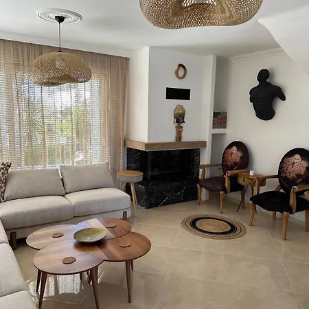 Detached House With Pool In Alacati ヴィラ Çeşme