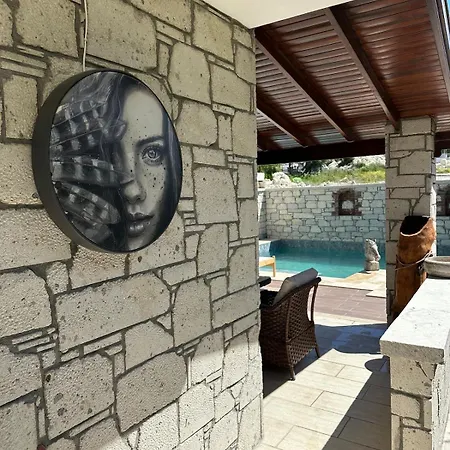Detached House With Pool In Alacati ヴィラ *