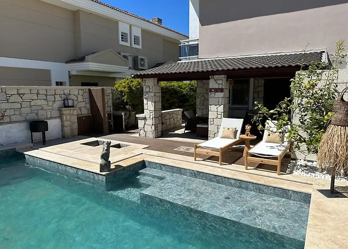 Detached House With Pool In Alaçatı * Çeşme